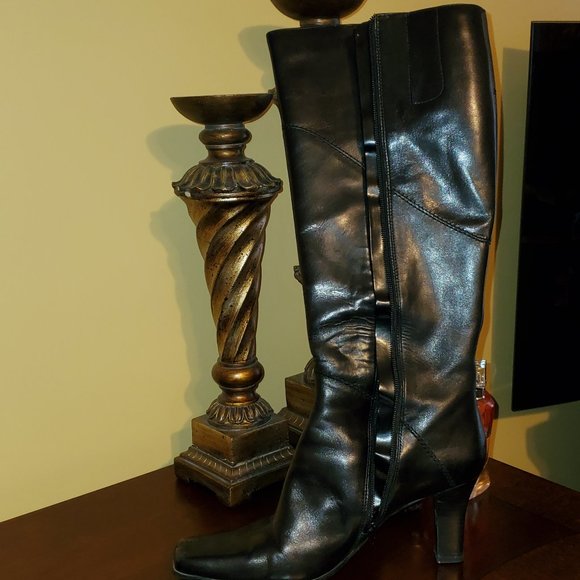 Boots - Picture 2 of 2